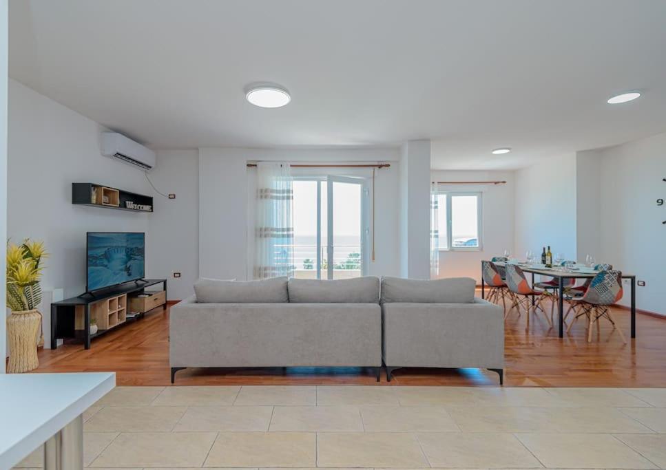Grand View Apartment Durres Exterior photo